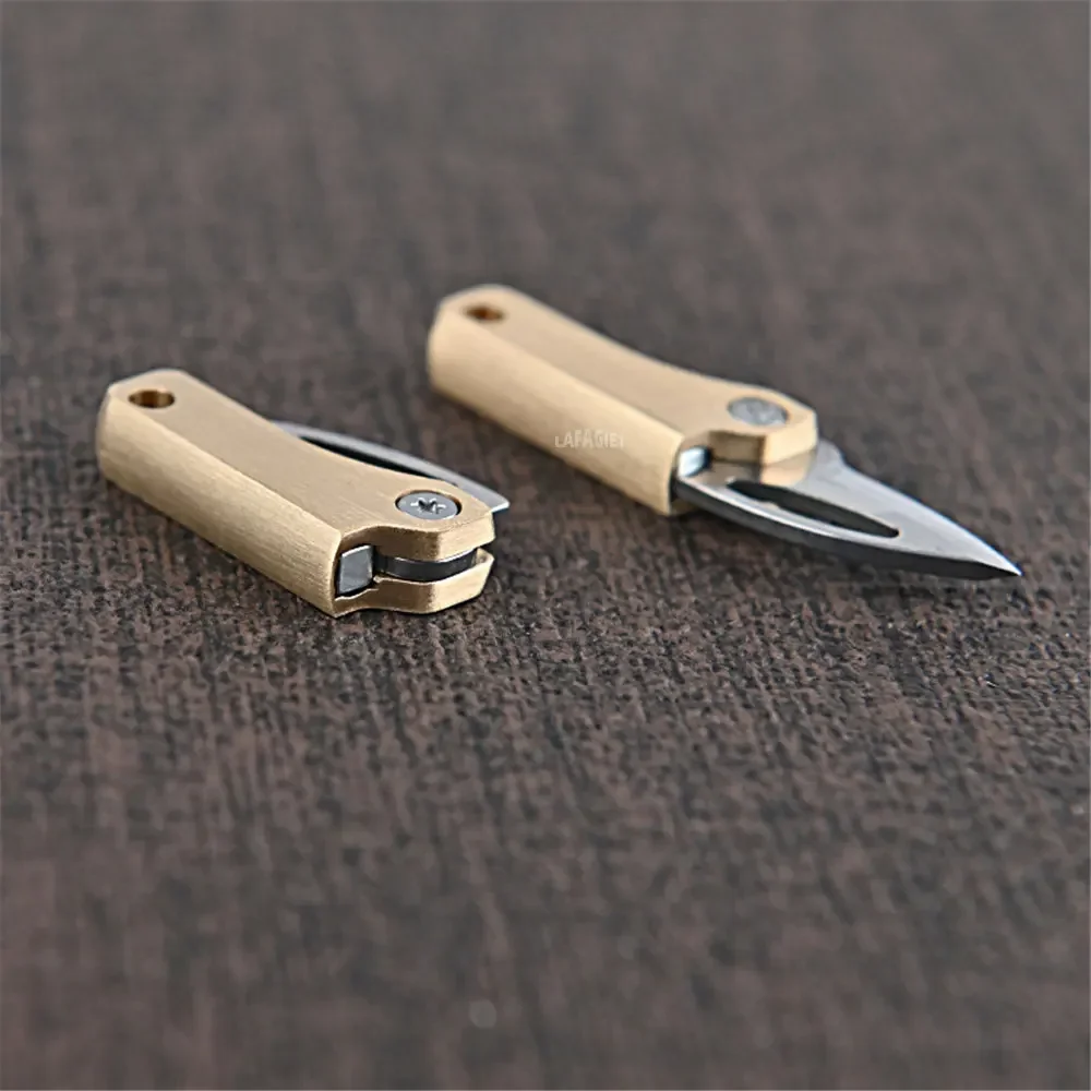 Camp Knife Multi - Couteau magnétique multifonctionnel en laiton, porte-clés