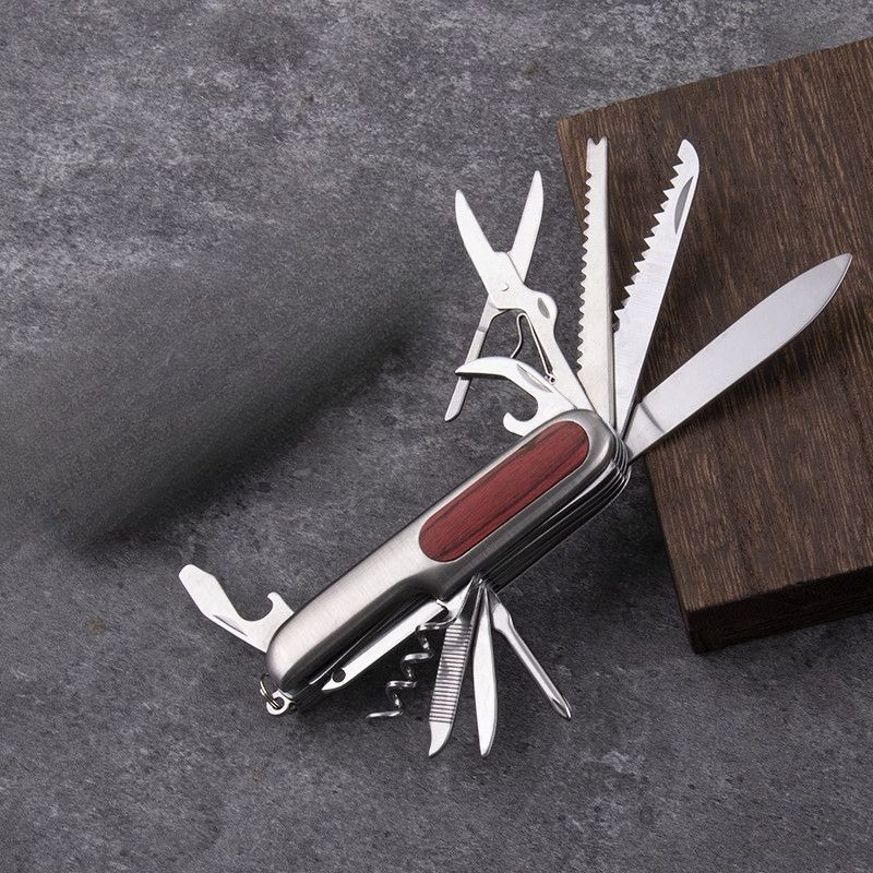Couteau suisse multifonctionne - Camp Knife Multi avis et prix