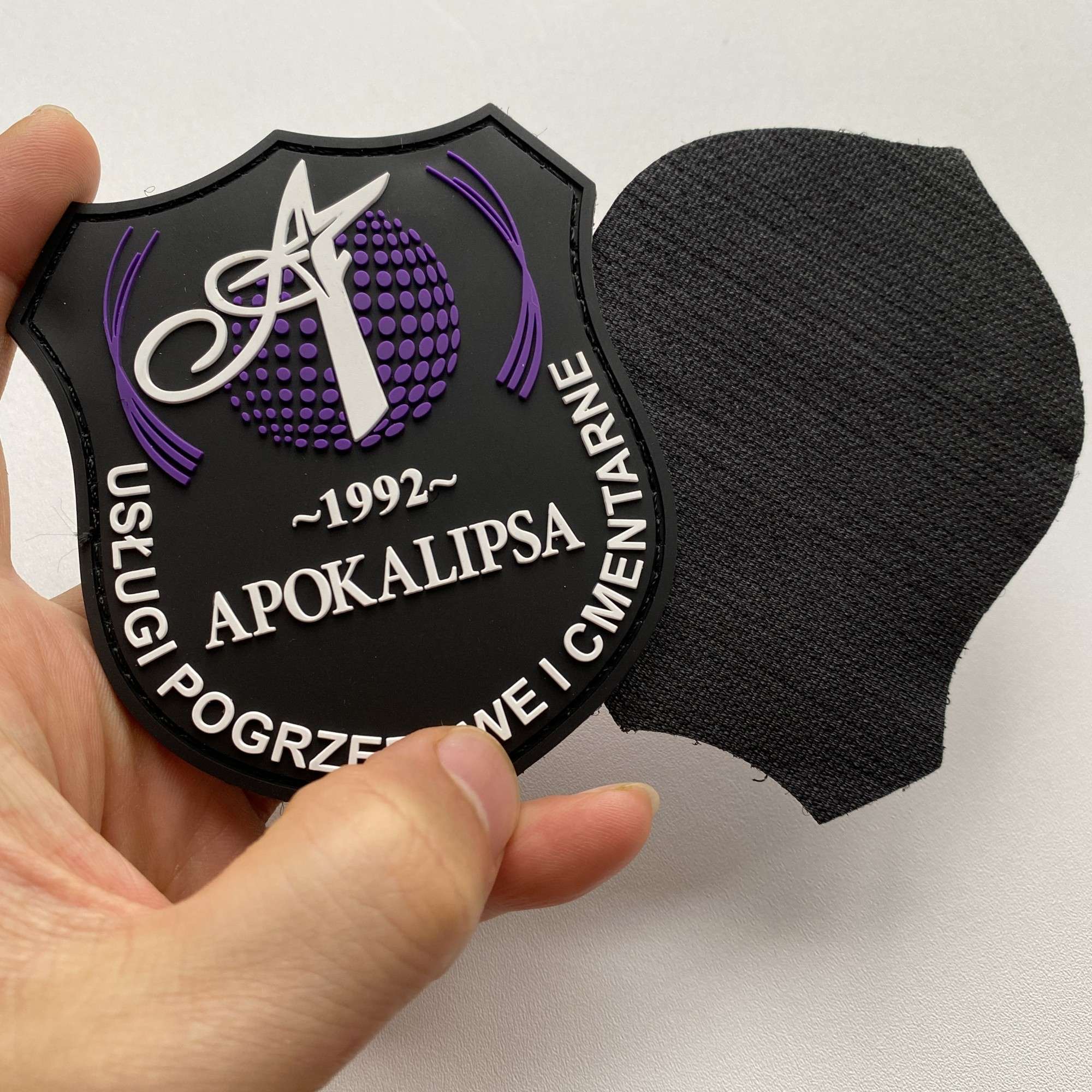 Badge en caoutchouc personnali - Outdoor Adventure Logo avis et prix
