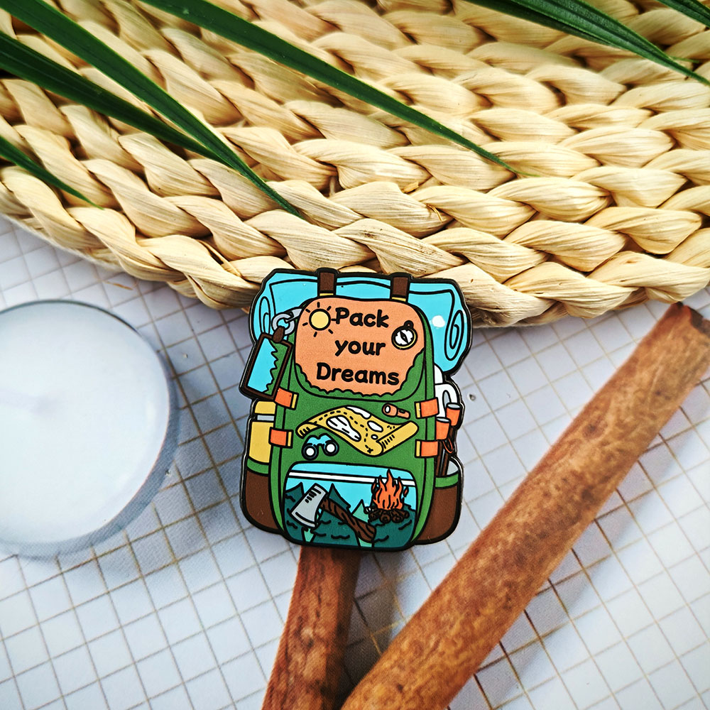 Broche pour sac à dos sur le t - Outdoor Adventure Enthusiast avis et prix