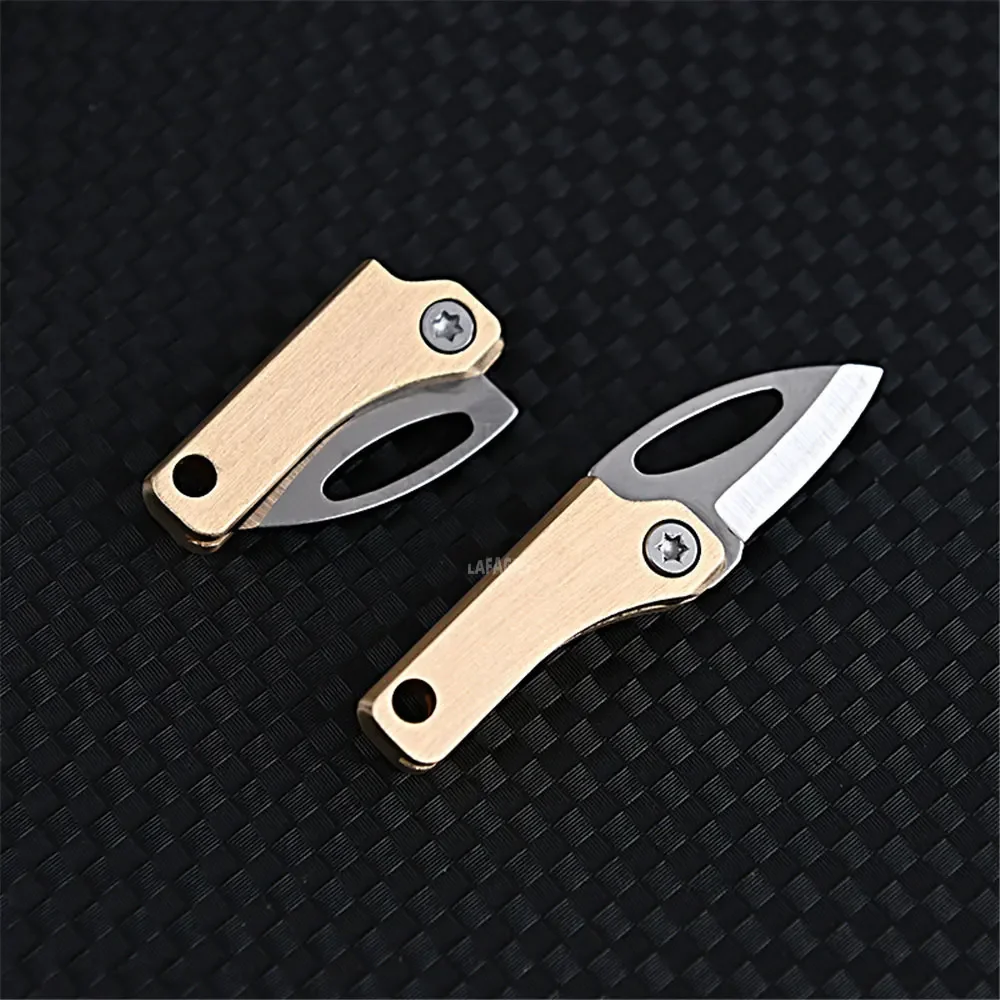 Couteau magnétique multifoncti - Camp Knife Multi avis et prix